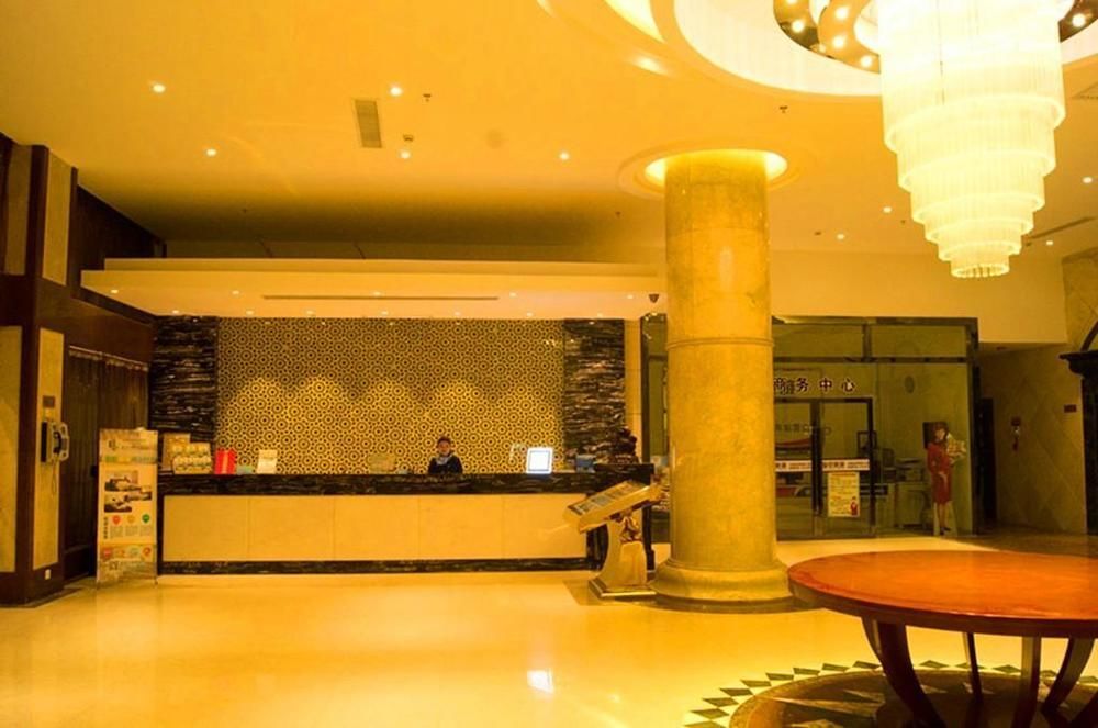 New Zhongxun Business Hotel Yueyang Exterior foto