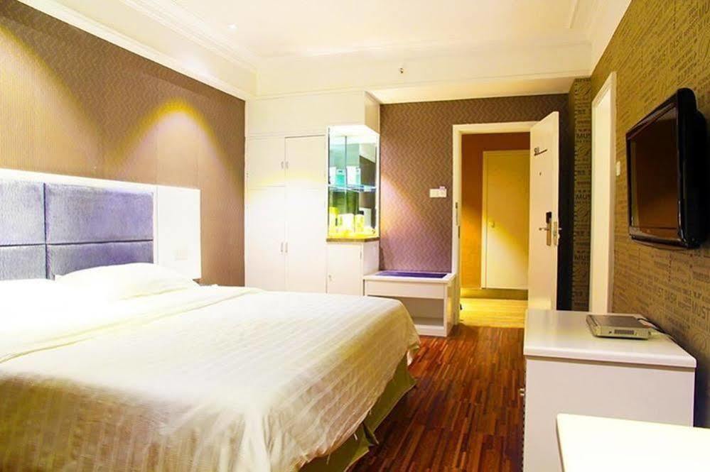 New Zhongxun Business Hotel Yueyang Exterior foto